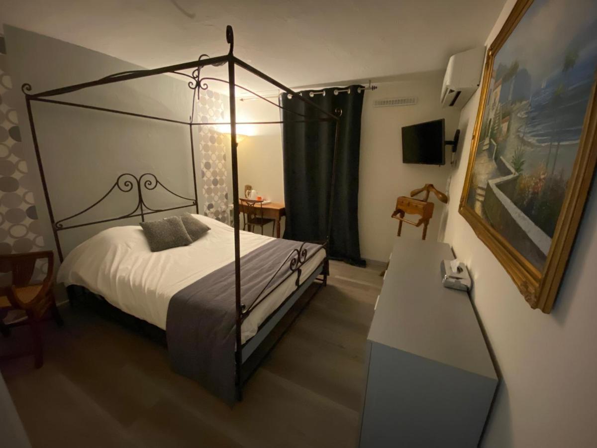 Hotel La Roseliere Saint-Quentin-Fallavier Exteriér fotografie