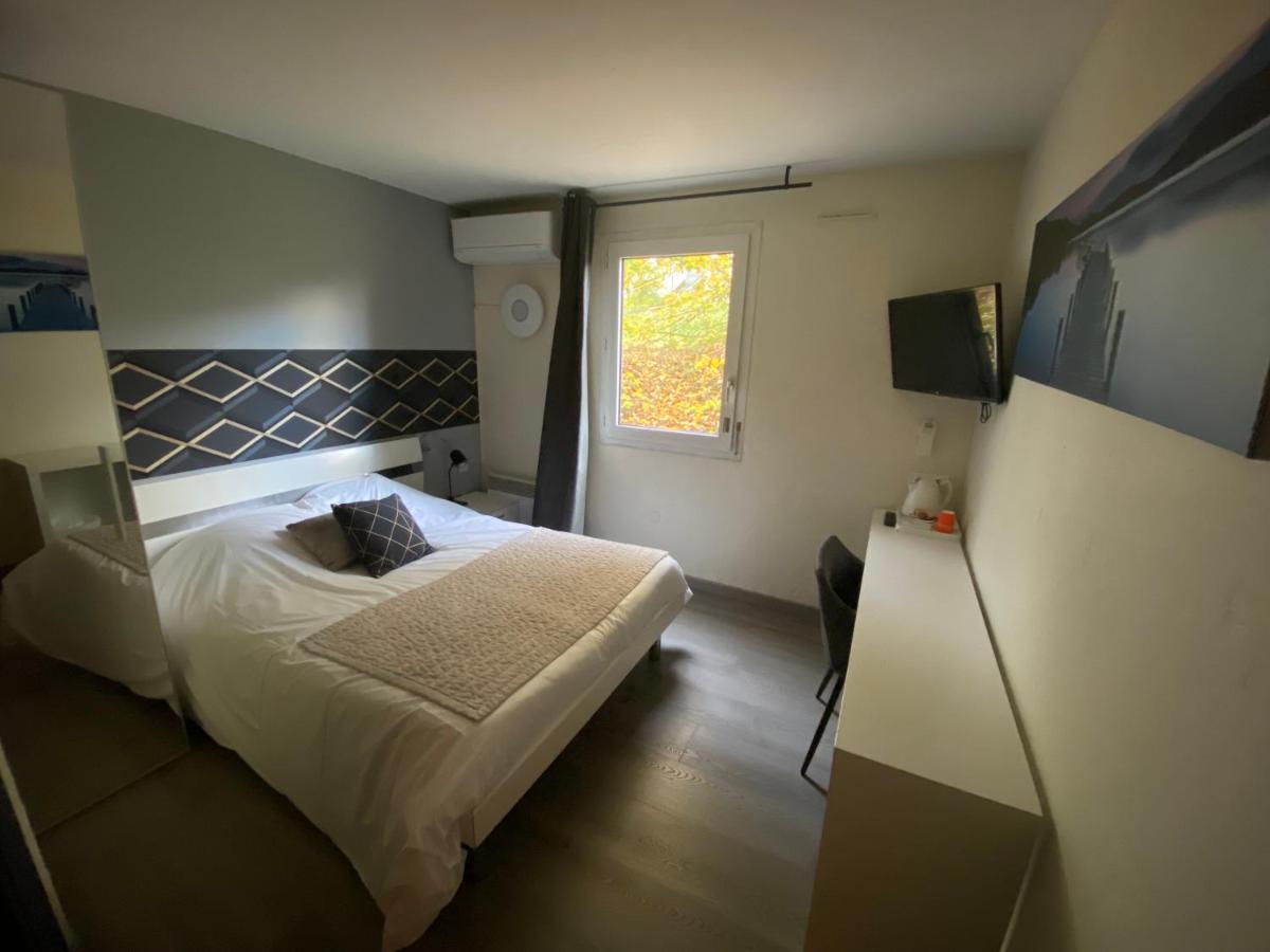 Hotel La Roseliere Saint-Quentin-Fallavier Exteriér fotografie