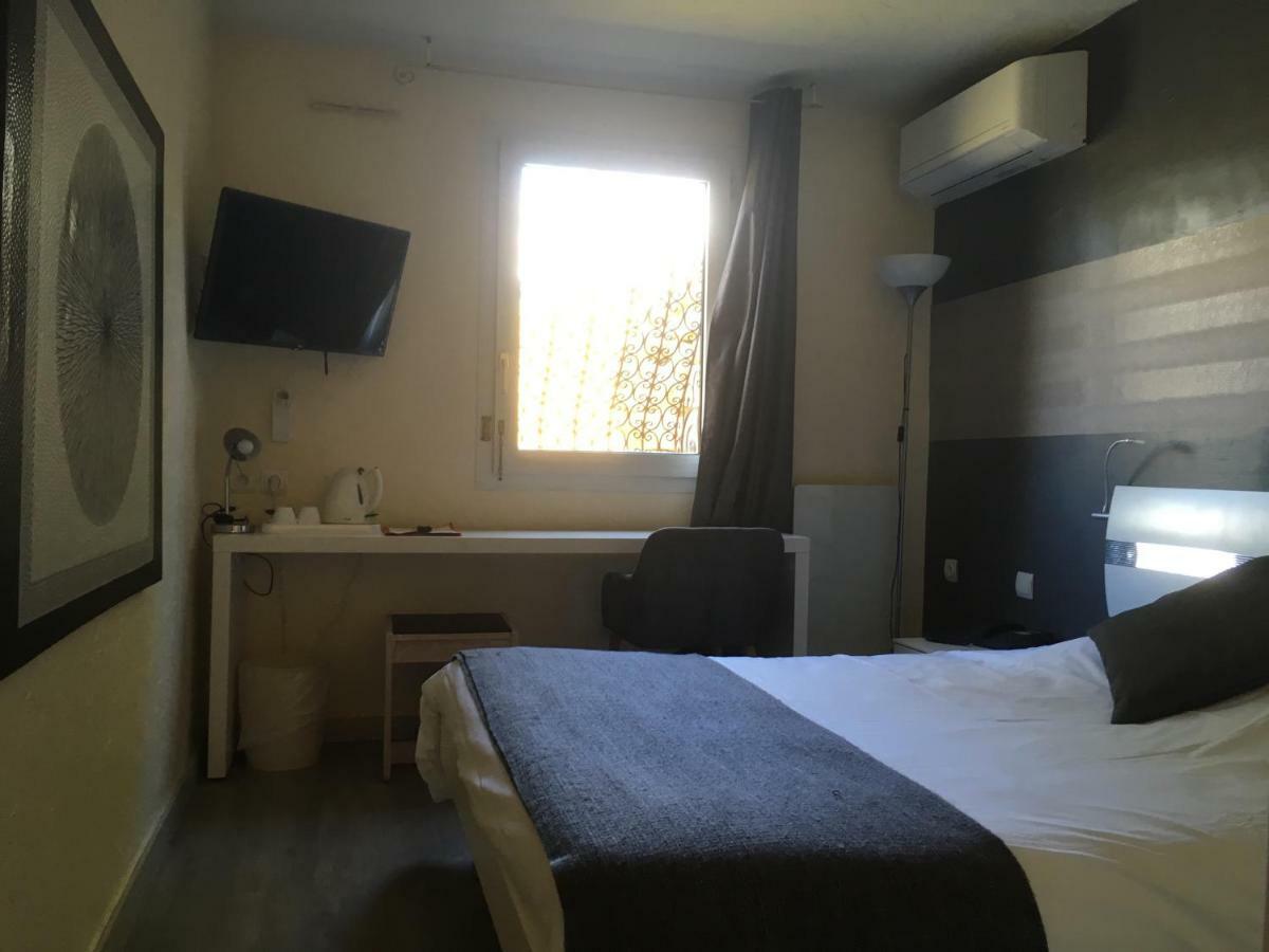 Hotel La Roseliere Saint-Quentin-Fallavier Exteriér fotografie