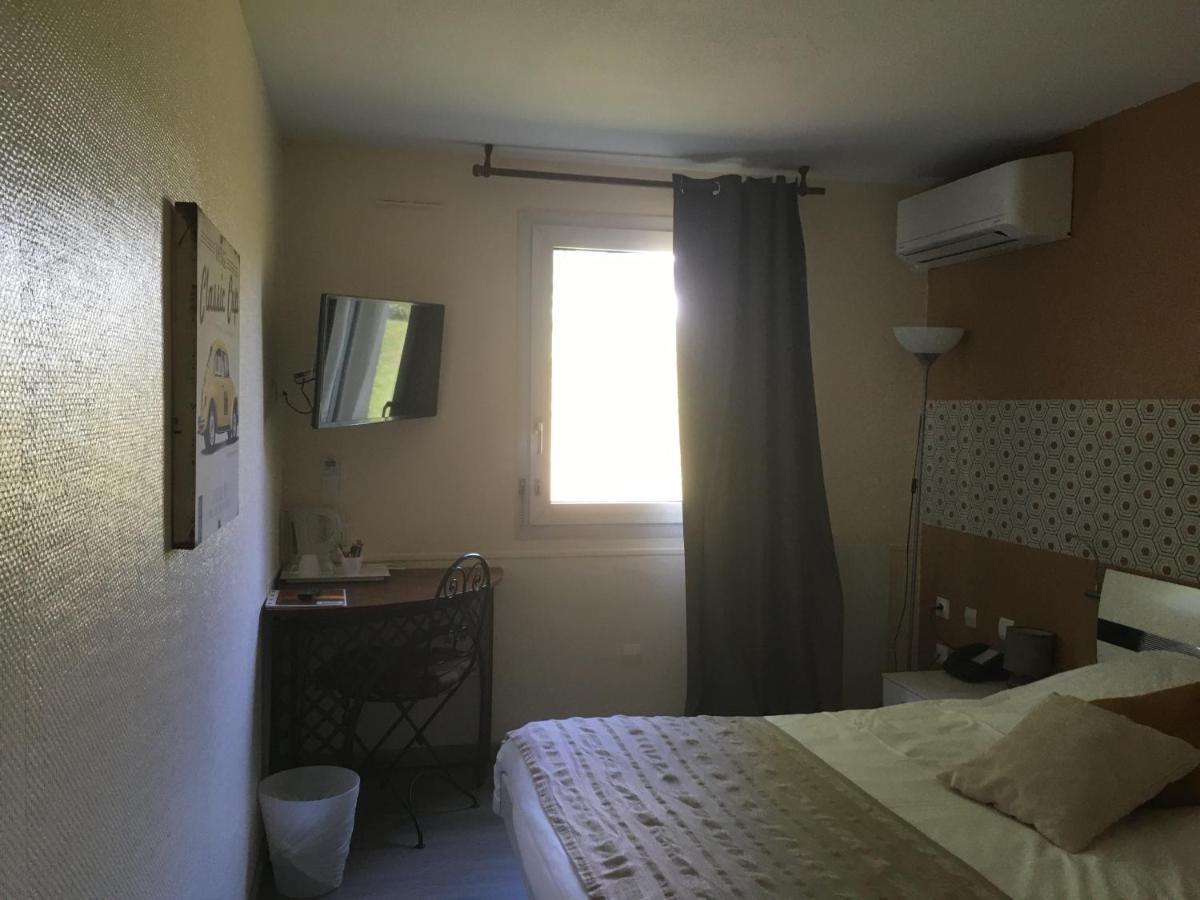 Hotel La Roseliere Saint-Quentin-Fallavier Exteriér fotografie